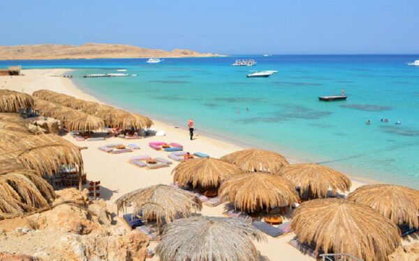 paradise-island-sea-trip-hurghada-sparky-divers